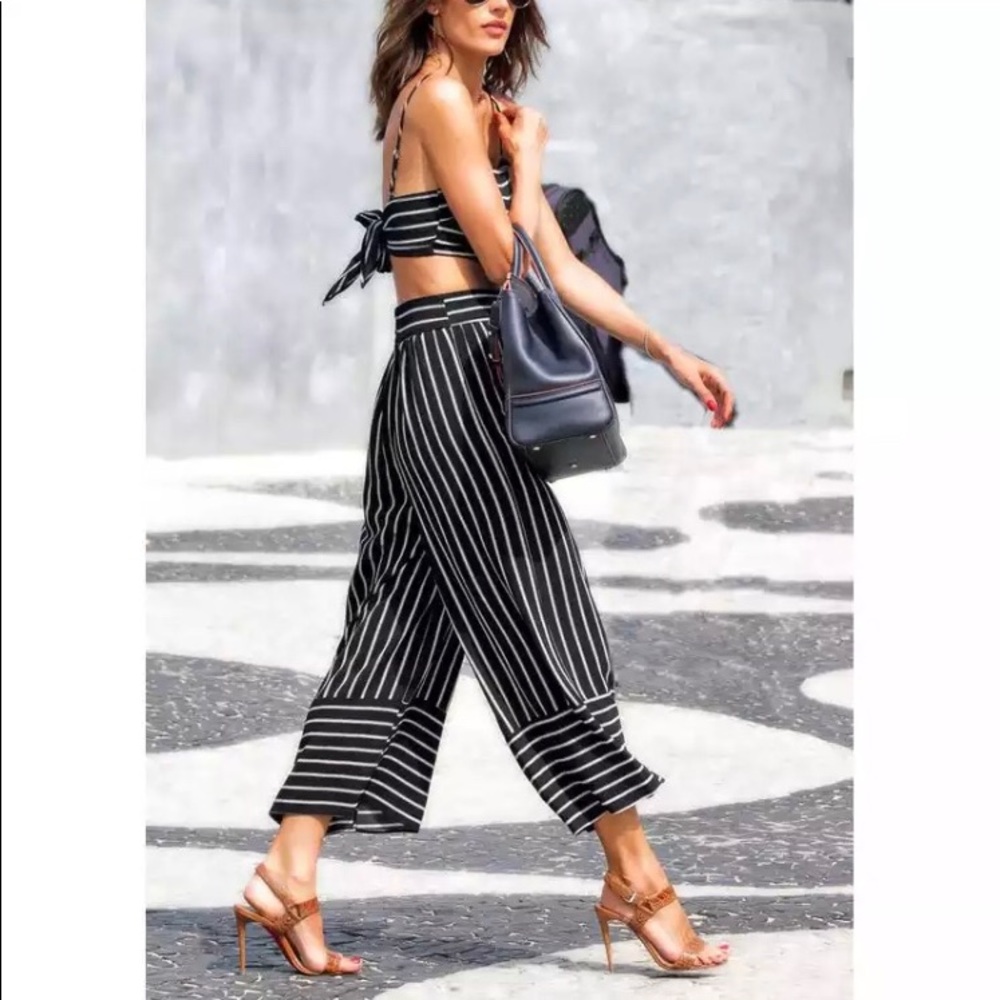 ✨Wide Leg Pant Black & White Stripes✨